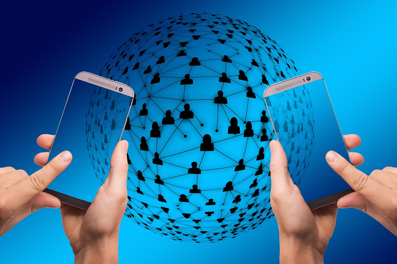 Comparative Analysis Of Privacy Features In Popular Smartphones